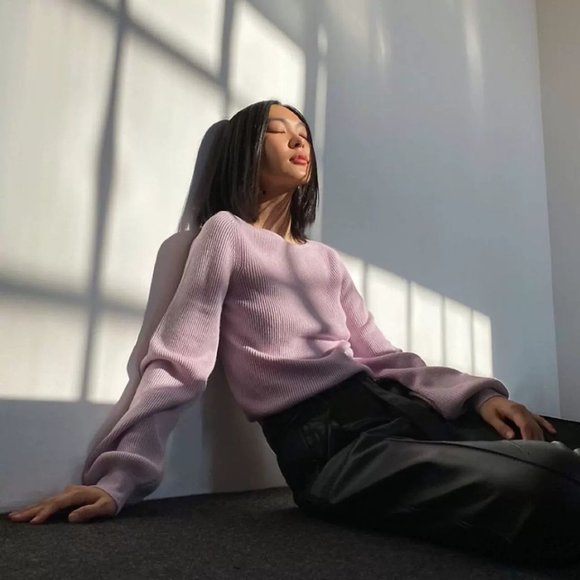 Aritzia Babaton Column Sweater Balloon-sleeve sweater - Picture 3 of 8